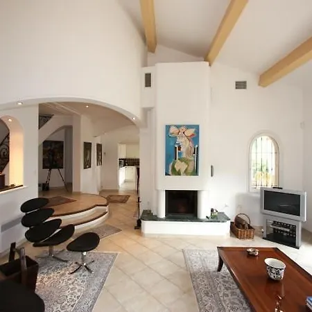 Beautiful Villa With In Les Arcs With Swimming Pool Les Arcs (Savoie)