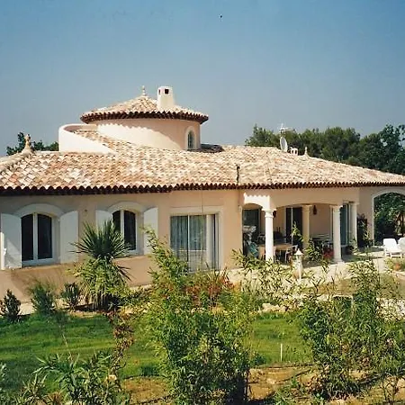 Beautiful Villa With In Les Arcs With Swimming Pool Villa *