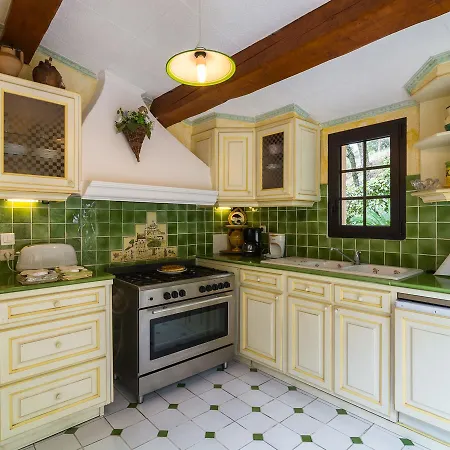 Beautiful Villa With In Les Arcs With Swimming Pool Villa